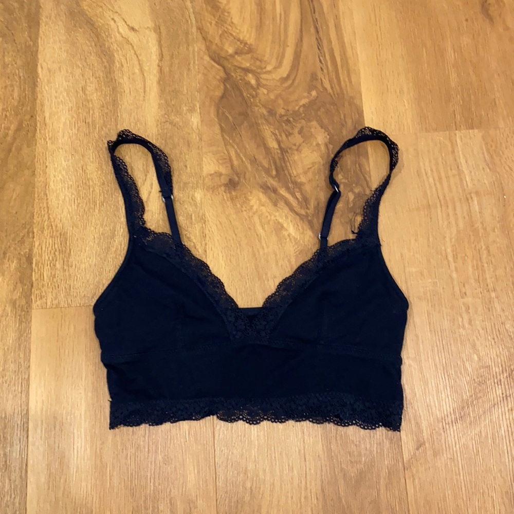 Gilly Hicks Navy Bralette size S